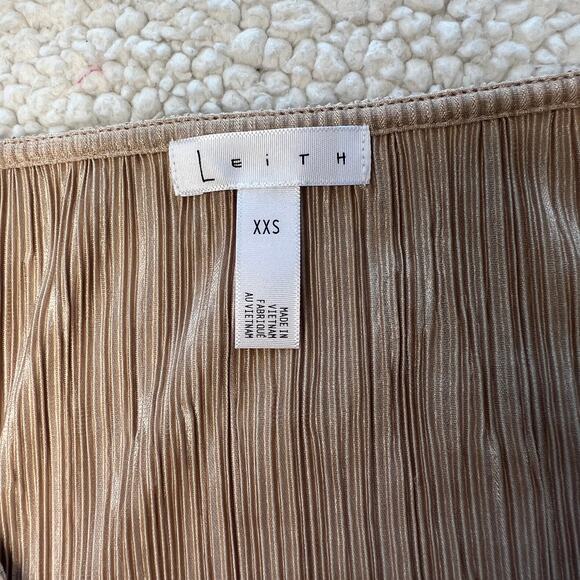 Leith Women's V-neck, Ls Pleated Cropped Elastic Waist Top, Gold XXS - Picture 2 of 11